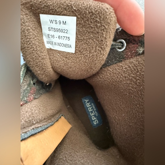 Sperry Plaid Wool Duck Boots - Picture 7 of 7